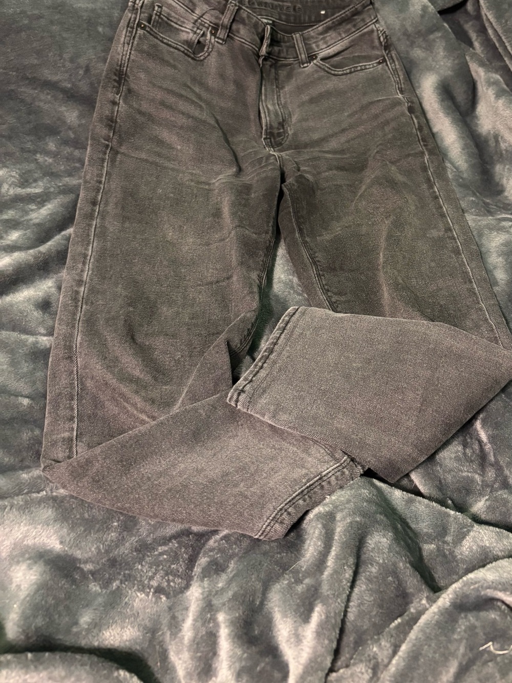 American Eagle Outfitters Women's Faded Black Straight-Leg Jeans